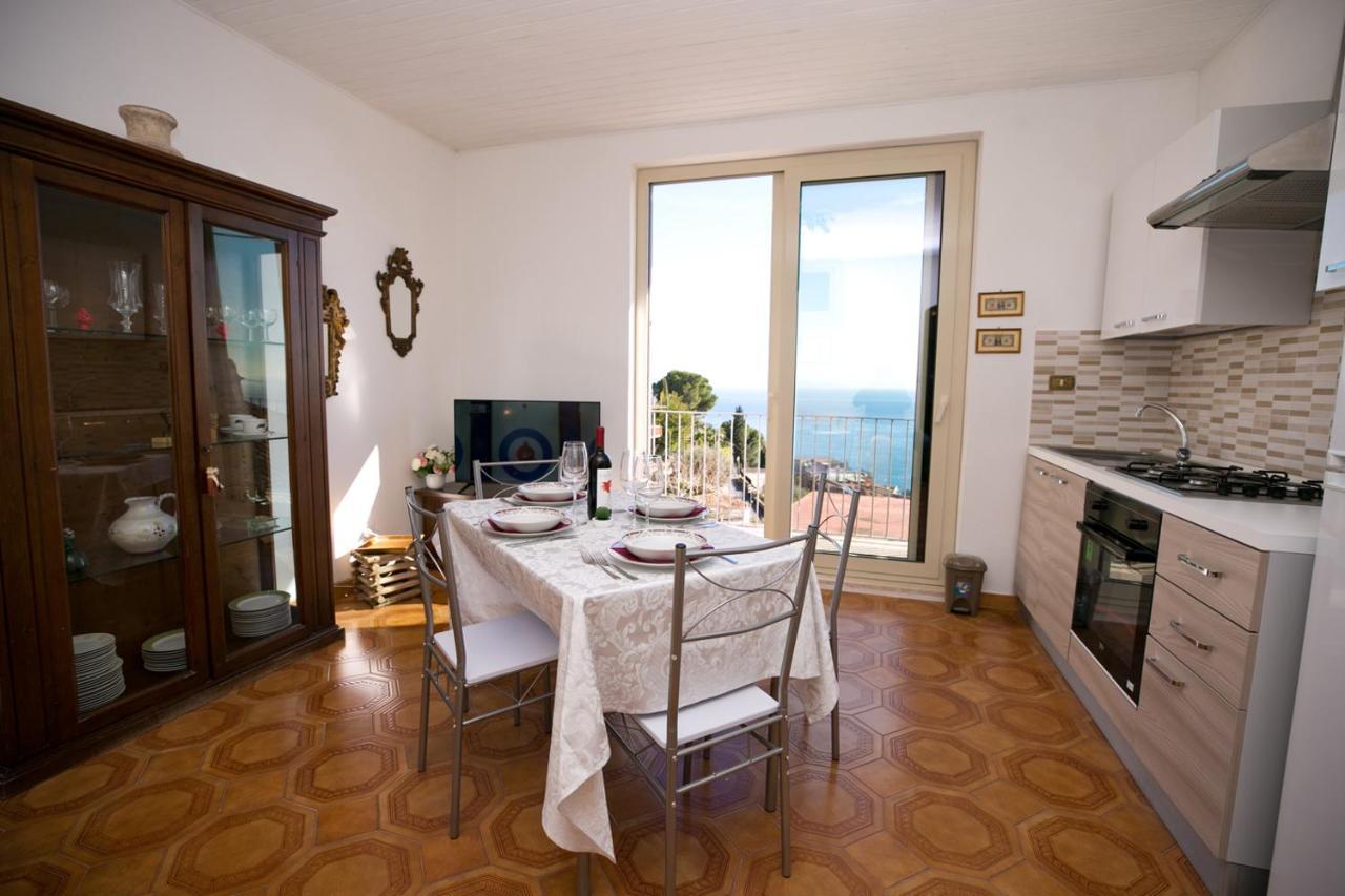 Casa Rosy Villa Taormina Exteriör bild