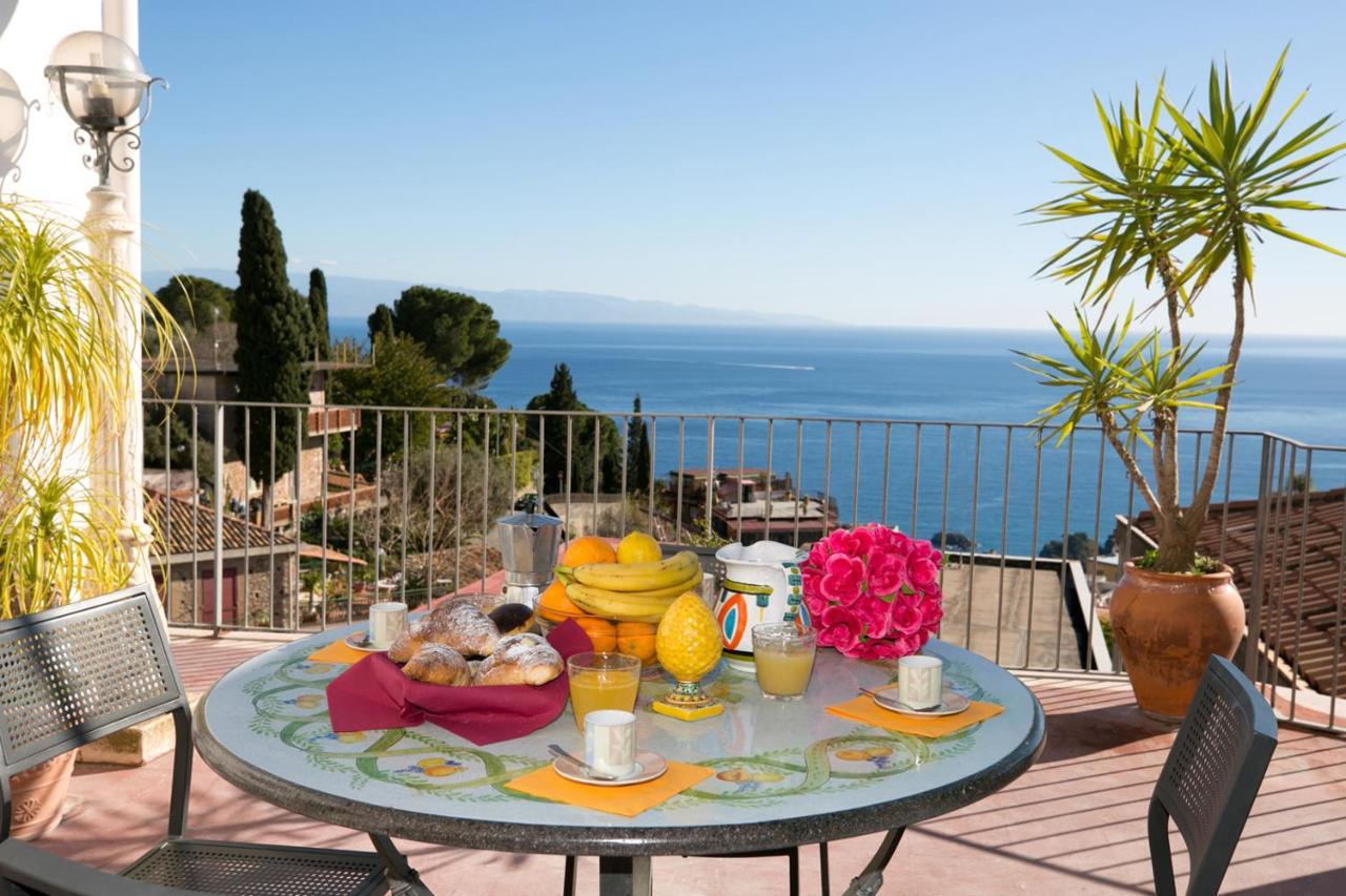 Casa Rosy Villa Taormina Exteriör bild