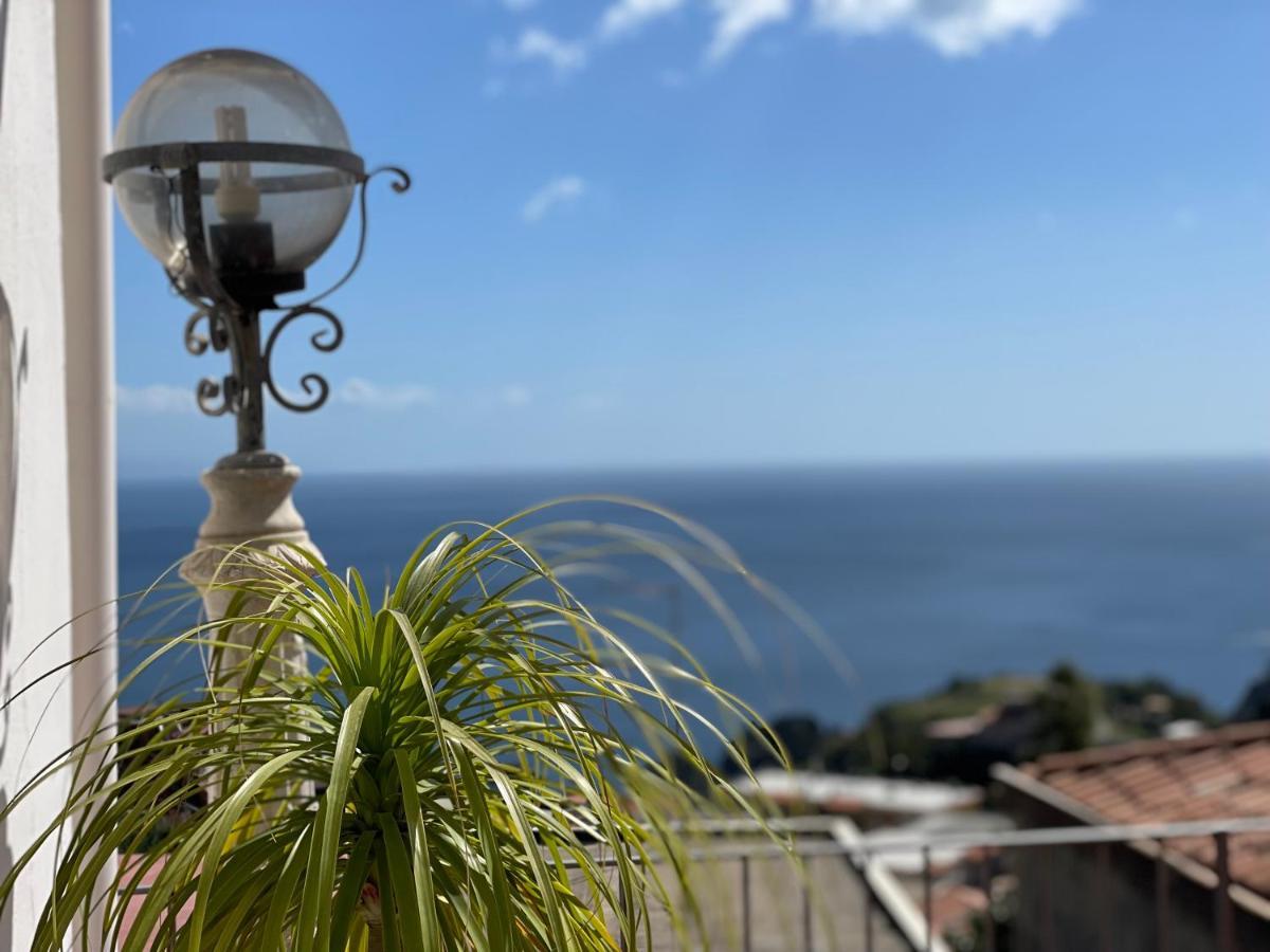 Casa Rosy Villa Taormina Exteriör bild
